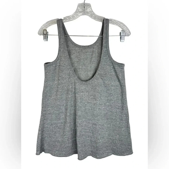 Chaser Tank Top Medium Heathered Gray Round Neck Scoop Back Jersey Knit NWT - Picture 2 of 4